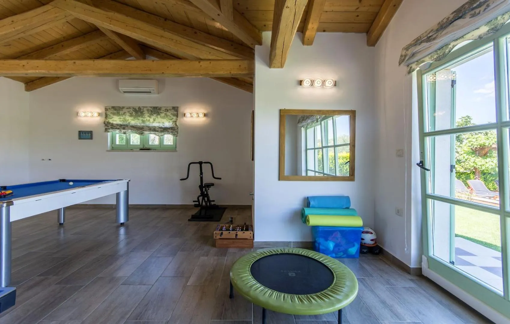 Beautiful Villa Judita With Pool In Tar Tar-Vabriga